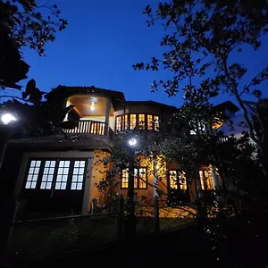ゲストハウス Mystique Hideout キャンディー